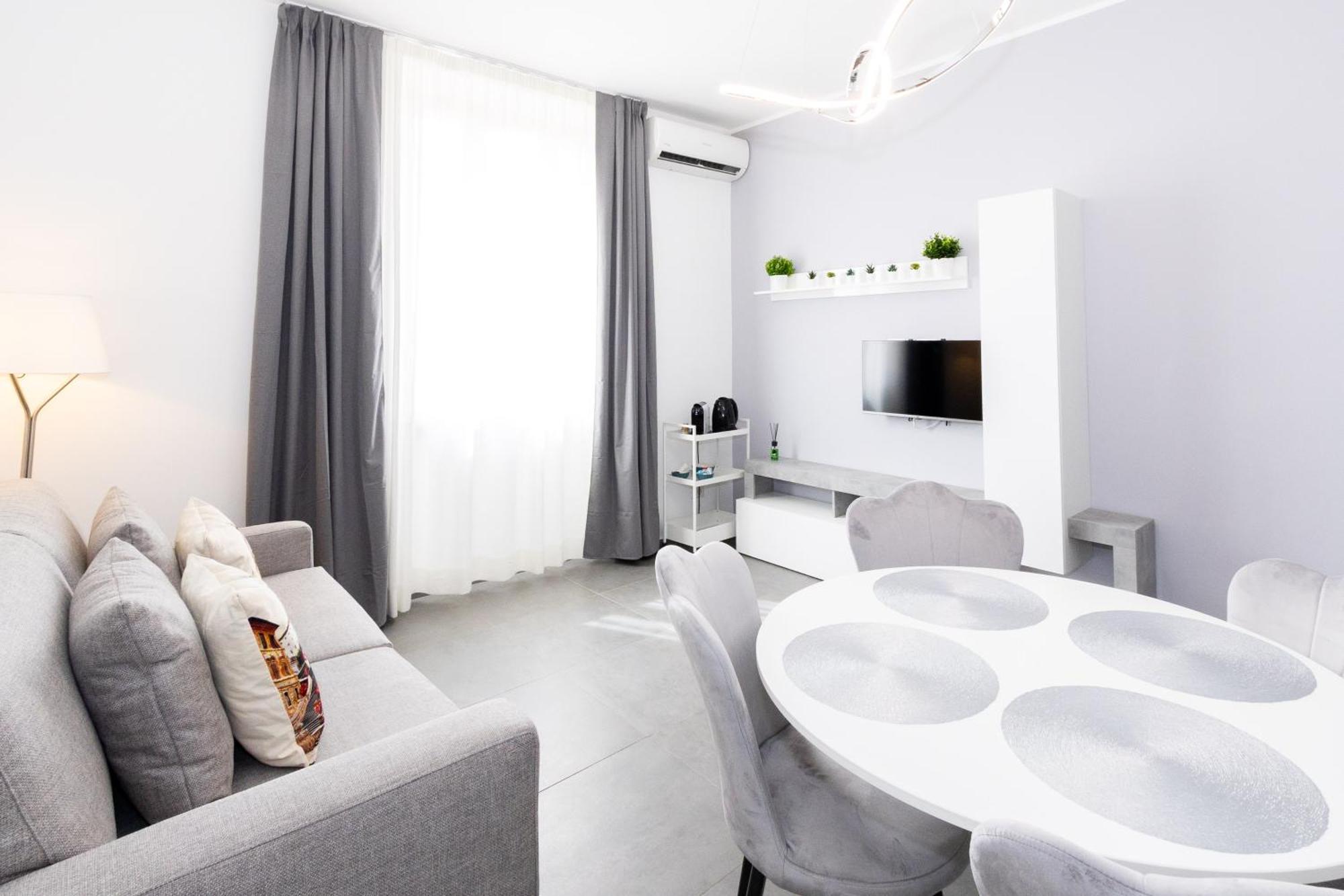Travel House Rom
